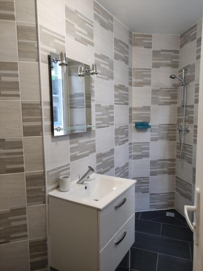 Studio Mezzanine Centre Ville Тарб Экстерьер фото